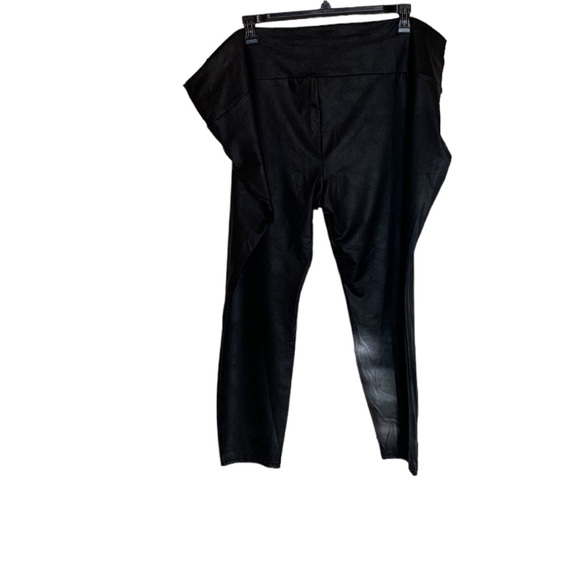 Terra & Sky Faux leather leggings ,black, size 4X - Picture 4 of 11